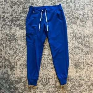 Figs jogger scrubs